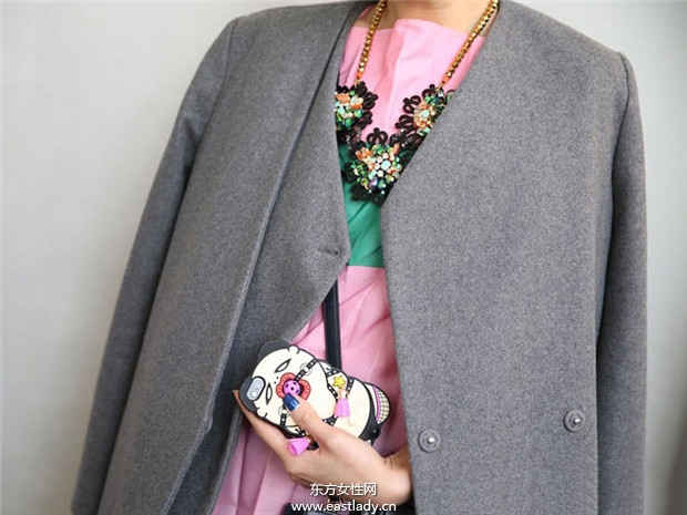 時(shí)裝周時(shí)尚達(dá)人珠寶首飾成點(diǎn)睛之物