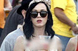 夏季方巾的搭配技巧 讓你美得不要不要的