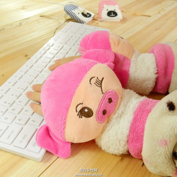 卡通手套造型戴出活力氣息