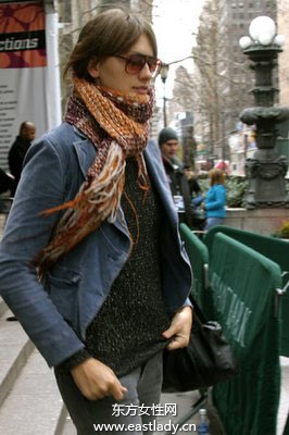 冬日圍巾混搭法提升人氣