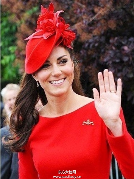 帽子怎么戴才高貴 讓我們向凱特王妃學(xué)習(xí)