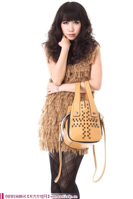 大氣時尚水桶包 出行游玩必不可少單品