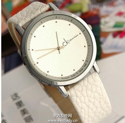 經(jīng)典時(shí)尚情侶手表見證你們最真的愛情