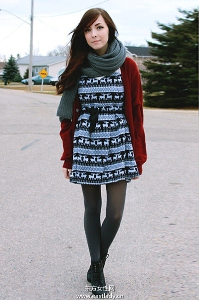 歐美街頭圍巾混搭穿出江南風(fēng)情