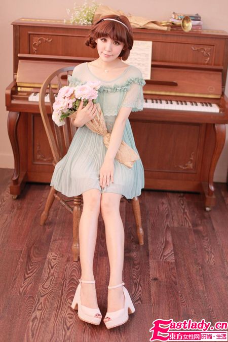 2012新款高跟魚嘴涼鞋秀出你的時尚個性