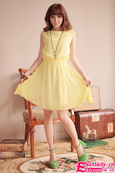 2012新款高跟魚嘴涼鞋秀出你的時(shí)尚個(gè)性