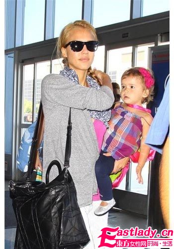 Christian Dior手袋 明星秋冬必備