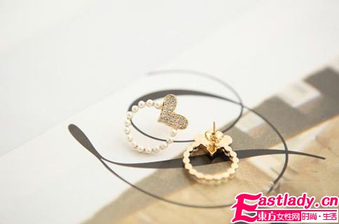 輕巧耳釘百變搭 優(yōu)雅情調(diào)修飾臉型