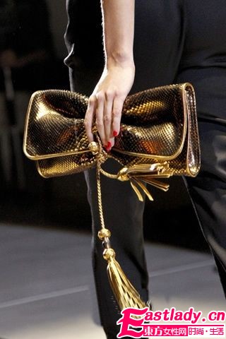 奢華手袋實(shí)用指南 不同場合不同搭配