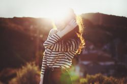 剛懷孕的癥狀有哪些  懷孕初期應(yīng)該注意什么