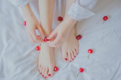 懷孕多久能用試紙測(cè)出來(lái) 懷孕初期有哪些表現(xiàn)