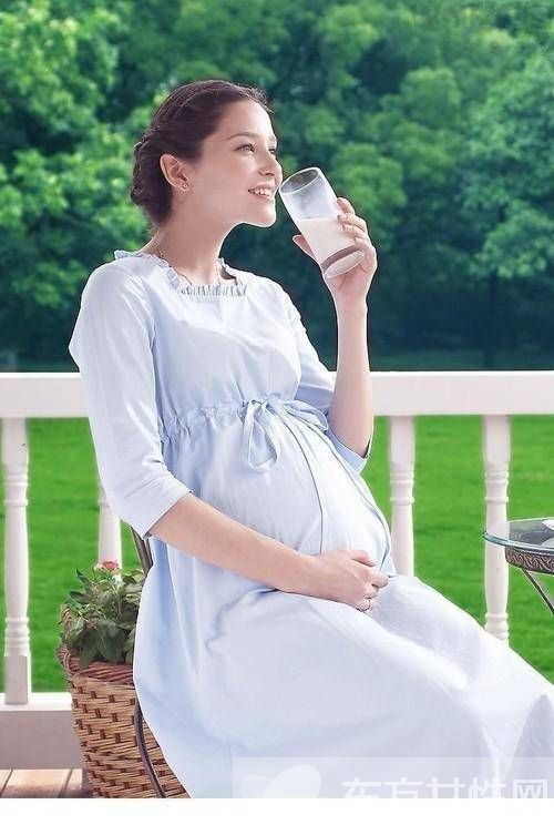 孕婦早期注意事項(xiàng) 這些食物孕媽媽萬萬不能吃喲