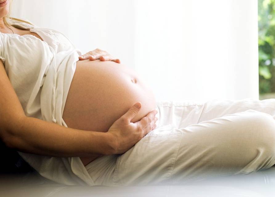 孕晚期注意事項(xiàng)須知 常摸肚子會(huì)導(dǎo)致早產(chǎn)