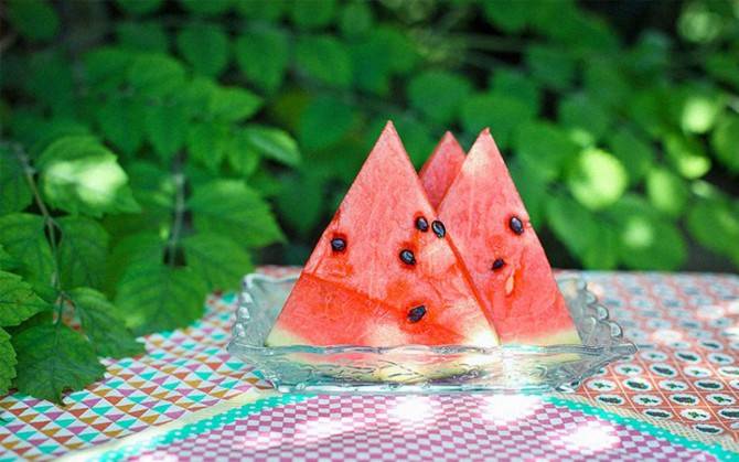 坐月子能吃西瓜嗎  坐月子九大飲食禁忌揭秘