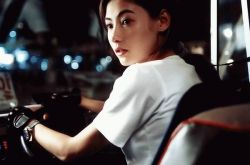 明星產(chǎn)后如何恢復(fù)身材 看明星辣媽小妙招