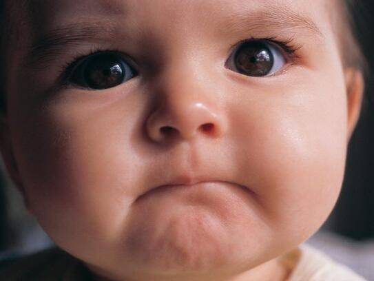 寶寶聽力發(fā)育的關鍵時期 媽媽謹防 叫叫鞋