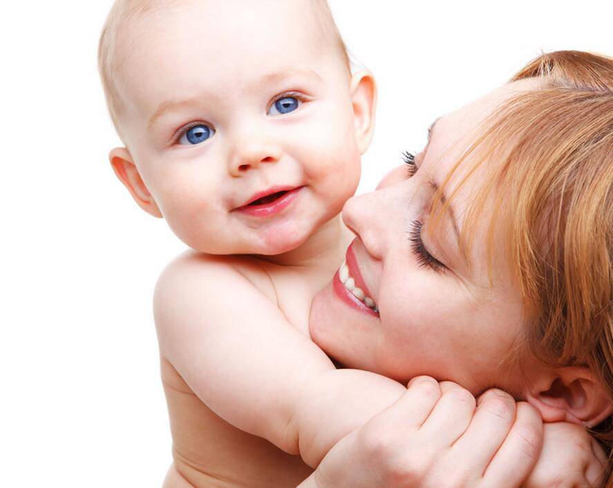 寶寶抬頭不好怎么辦 如何正確教寶寶抬頭