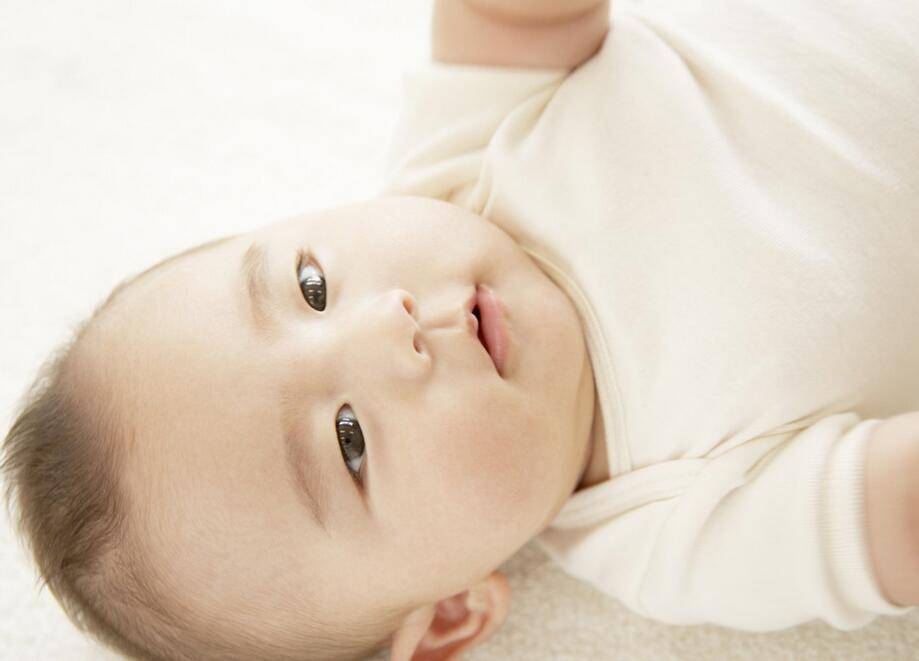 寶寶不愛吃飯怎么辦 育兒專家有妙招