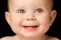 寶寶長牙不吃飯?jiān)趺崔k 5大階段食譜推薦