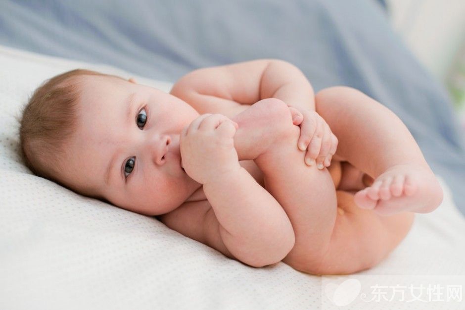 5個月寶寶發(fā)育指標 這些你家寶寶都會嗎