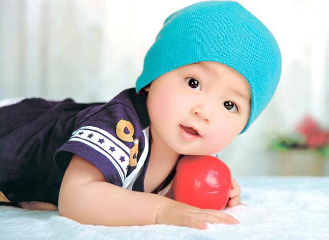 寶寶抬頭不好怎么辦 如何正確教寶寶抬頭