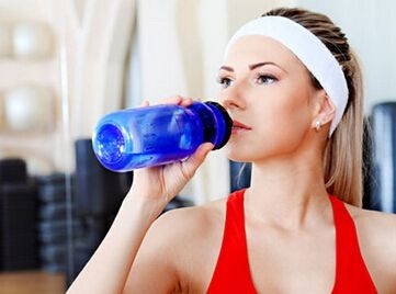 喝水會胖嗎，為什么喝水都會胖？