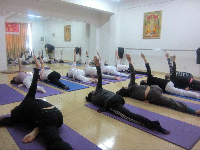 瑜珈教練培訓(xùn)，應(yīng)具備什么樣的資格？