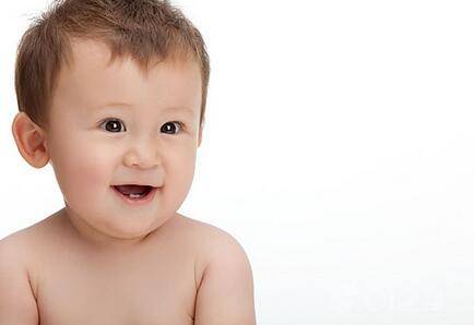 寶寶長(zhǎng)牙會(huì)發(fā)燒 探究寶寶長(zhǎng)牙順序