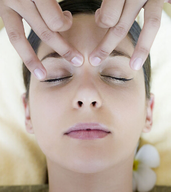 怎么瘦臉 教你如何按摩臉部擁有瓜子臉