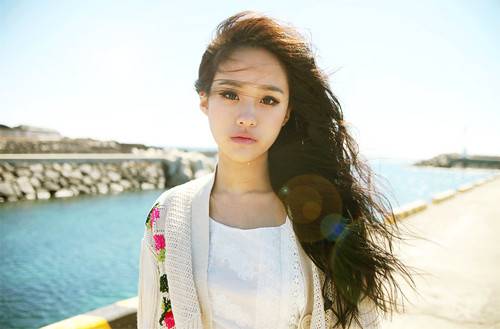 三款快速瘦臉按摩操 塑造精致小V臉