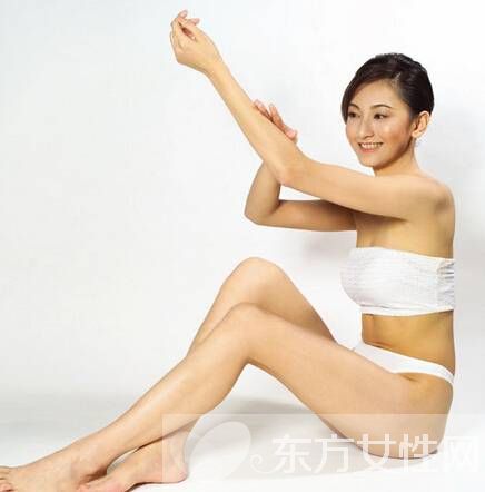 瘦手臂最有效的方法 幾招教你甩掉粗手臂