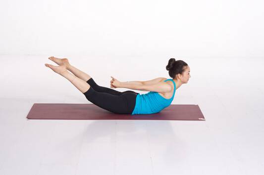 四個(gè)瑜伽動作幫你瘦肚子 產(chǎn)后也能做哦