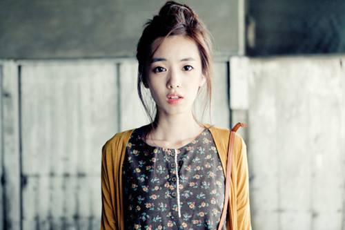 三款快速瘦臉按摩操 塑造精致小V臉