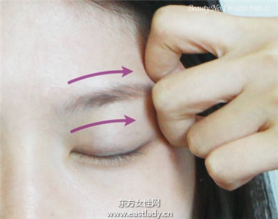 簡(jiǎn)單臉部淋巴按摩6步驟輕松瘦小臉