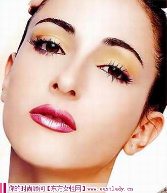 四種  大餅?zāi)?quot;變可人小臉瘦臉的方法