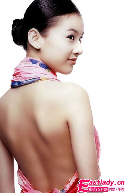 簡單美背操 教你練就迷人背影