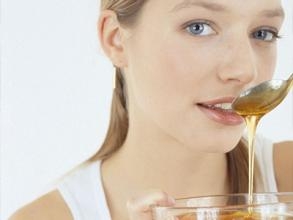 喝蜂蜜水會胖嗎？不超過200g就沒有發(fā)胖危險