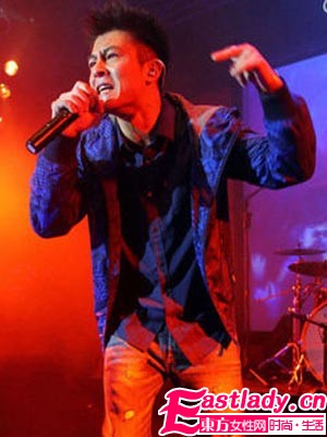 蔡依林又爆緋聞甘當(dāng) 柴可夫 司機(jī) 明星混亂情那點(diǎn)事