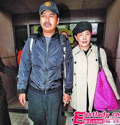 男星也傍大款 盤點愛上女富豪的男明星