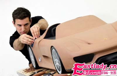 保時(shí)捷918 Spyder宣布量產(chǎn)      豪華預(yù)告圖曝光