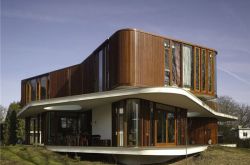 坐落在瓦格寧根萊茵河的Nefkens豪宅