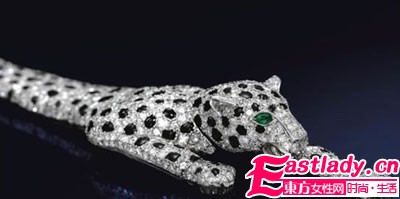 溫莎公爵夫人手鐲拍出700萬(wàn)美元    為世界最昂貴