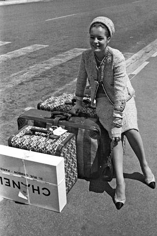 香奈兒雙色鞋 舞動著你的魅力