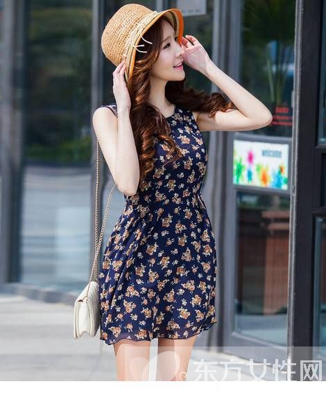 四款讓你難以抗拒的碎花裙 輕松穿出一身的清涼感
