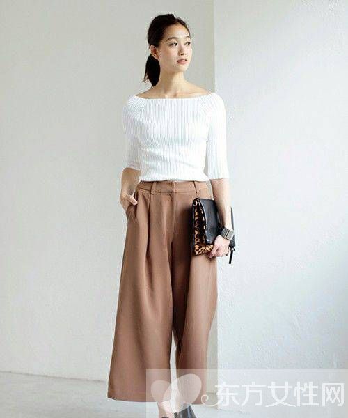 秋天怎么穿衣搭配 一字領性感剛剛好