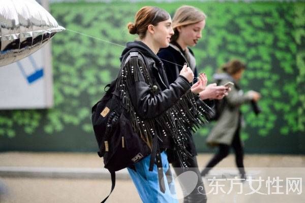 連帽衛(wèi)衣最潮搭配技巧 這么穿分分鐘呈現(xiàn)明星范兒