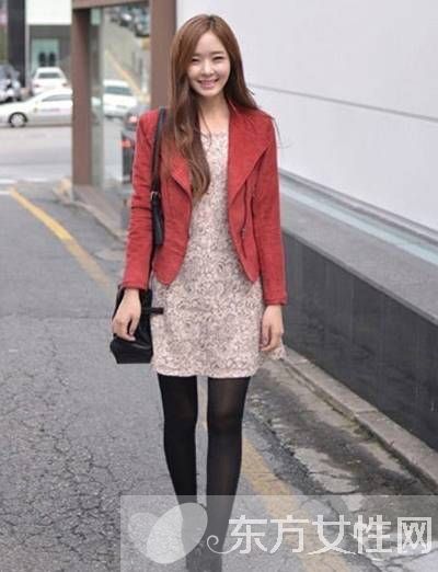 冬天裙子搭配法 外套+裙子清新養(yǎng)眼魅力十足