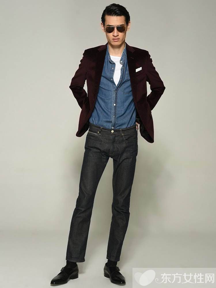 睡衣牛仔褲的巧妙搭配 休閑時(shí)尚居然一點(diǎn)都不奇怪