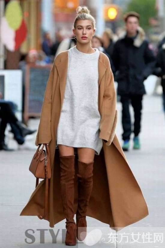 怕顯矮 長(zhǎng)款外套就該這樣穿搭才好看