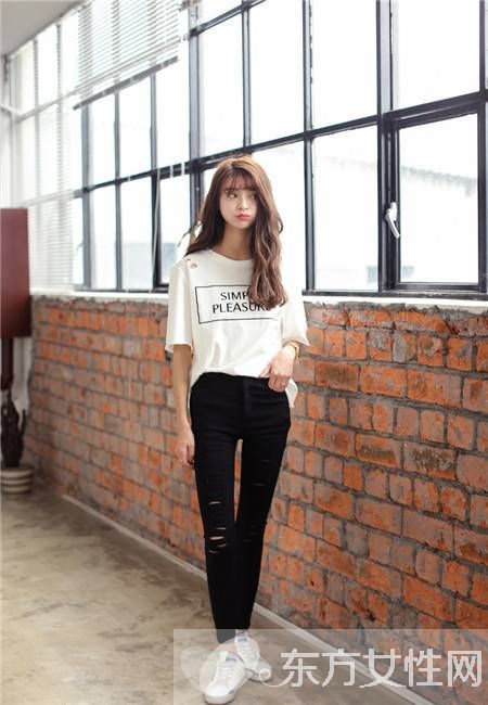 寬松T恤怎么穿好看 5種簡單搭配快收藏